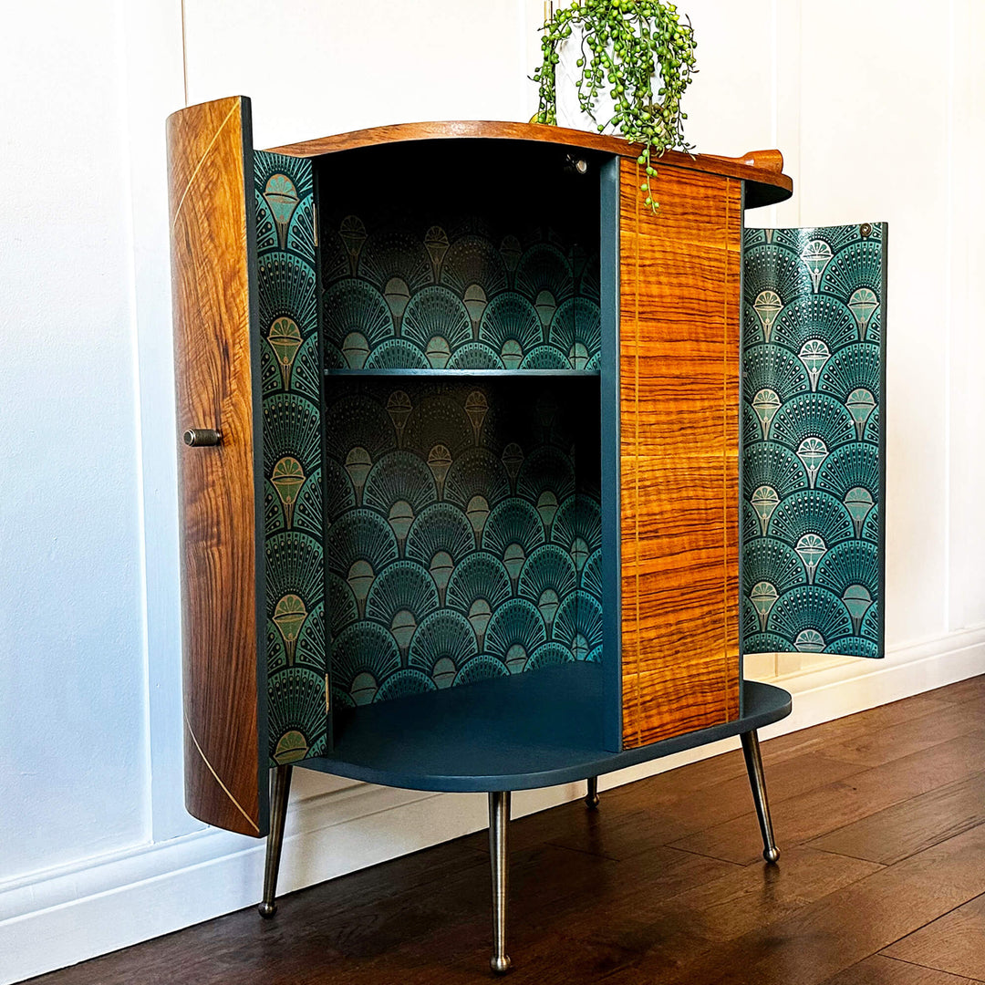 Art Deco Walnut Drinks Cocktail Cabinet