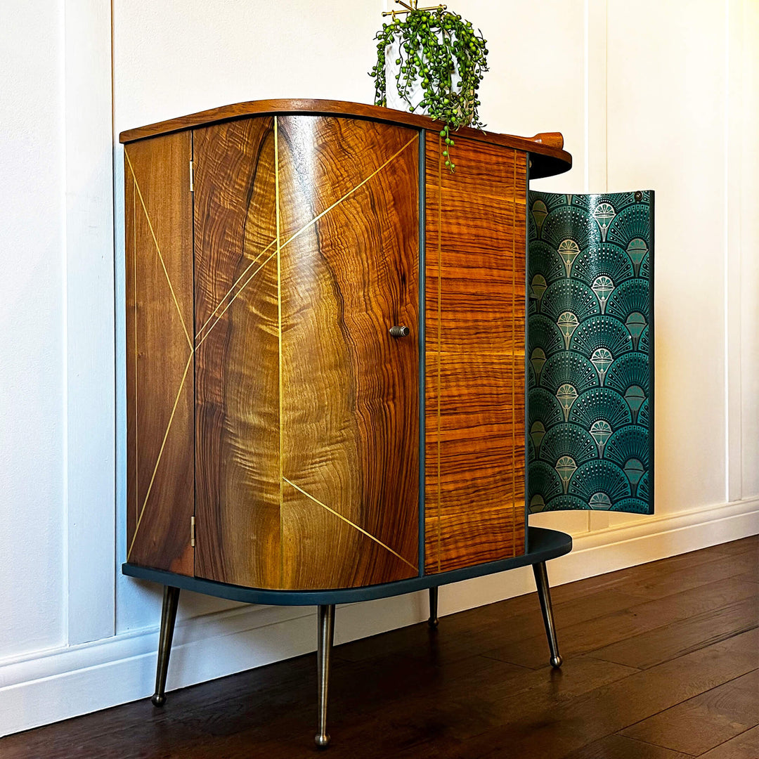 Art Deco Walnut Drinks Cocktail Cabinet