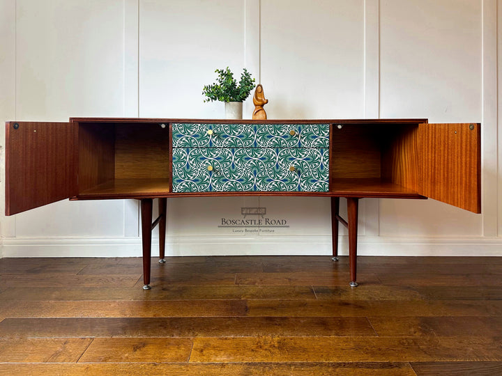 Vintage Mid Century Teak Sideboard, 1960’s TV Unit With Green Scallop Design